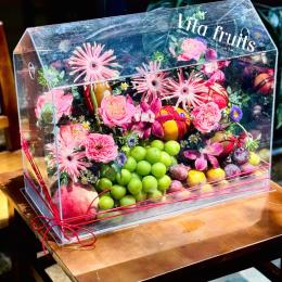 Giỏ Trái Cây Nhập Khẩu Mica trong Hình ngôi nhà